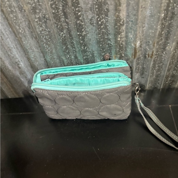 Thirty-One Very You Gray Quilted Wristlet with Teal Lining - Picture 1 of 3